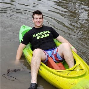 Meet your Posher, Devin